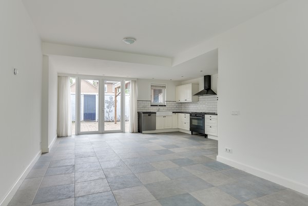 Medium property photo - Generaal van Dedemlaan 37, 5623 GE Eindhoven